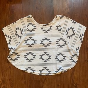 Urban Outfitters // Truly Madly Deeply // Top // S